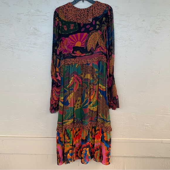 FARM RIO Mixed Leopards Jungle Long Sleeve Midi Dress (NWT) - Picture 9 of 16
